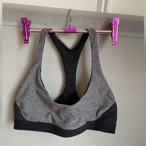 Lululemon Reversible Sports Bra❣️Size 8❣️Great Condition❣️ Bundle for a Discount